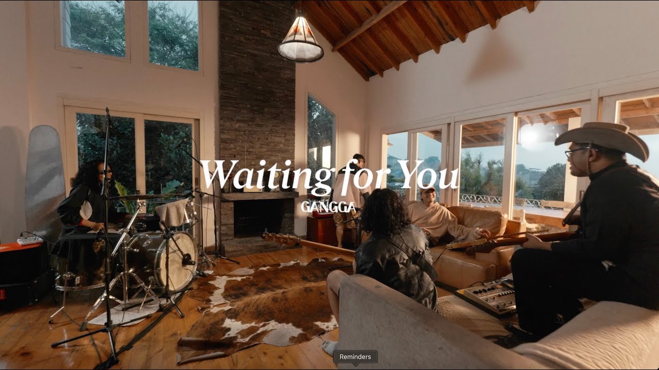 GANGGA - Waiting For You | Home Session