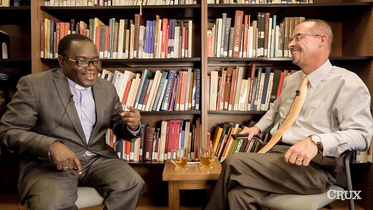 Выпивка с Джоном: епископ Мэтью Кука и Джон Л. Аллен-младший.