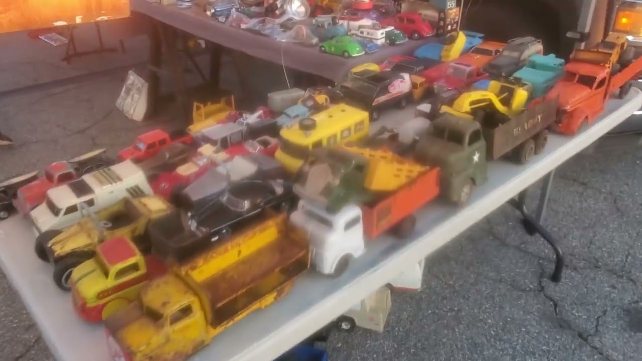 El primero del año en pomona swapmeet ...California 