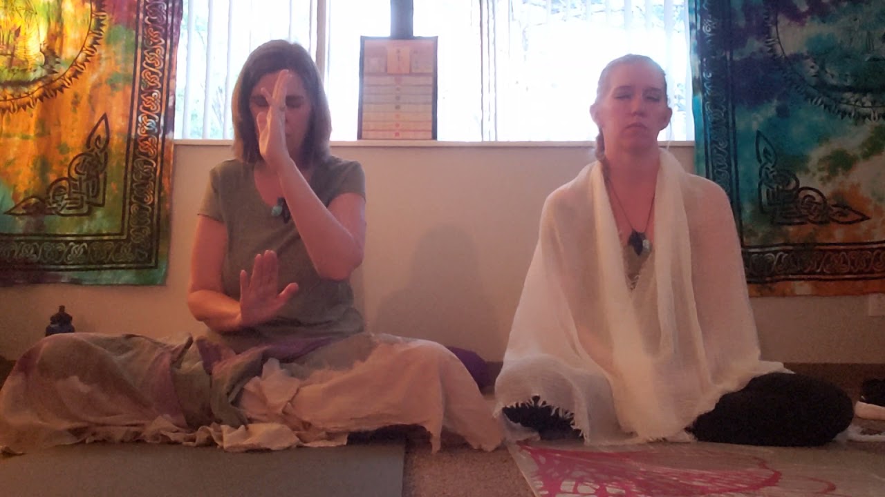 Light language meditation. Clearing chakras. and connecting to higher self.