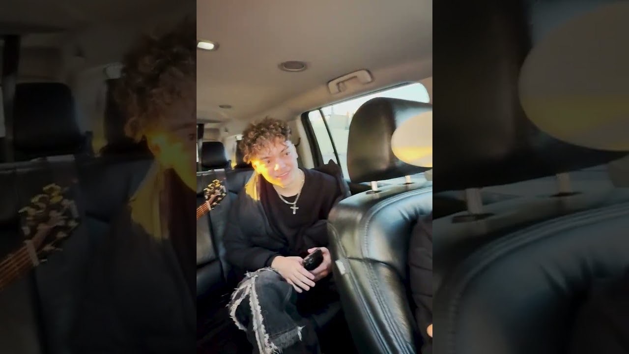 Musico callejero apúesta toda su fortuna para ayudar a sus padres