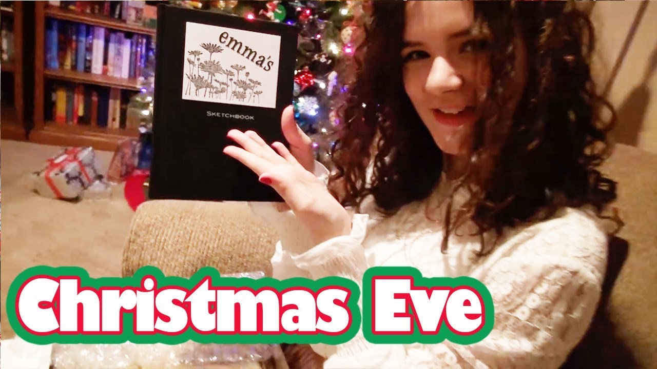 Opening Presents Christmas Eve!  |  KITTIESMAMA
