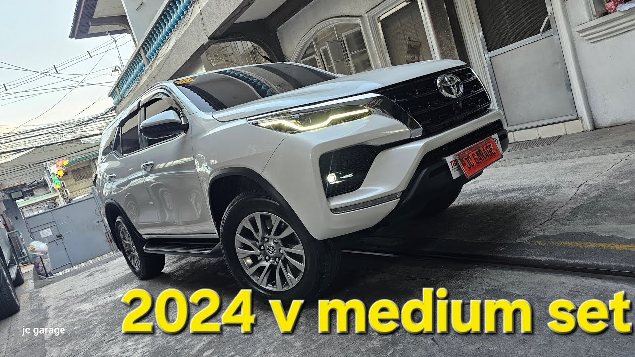 2024 FORTUNER V 52KM BNEW MEDIUM SET UP GANDA!!