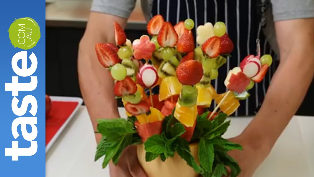 Как приготовить фруктовые шашлычки | taste.com.au