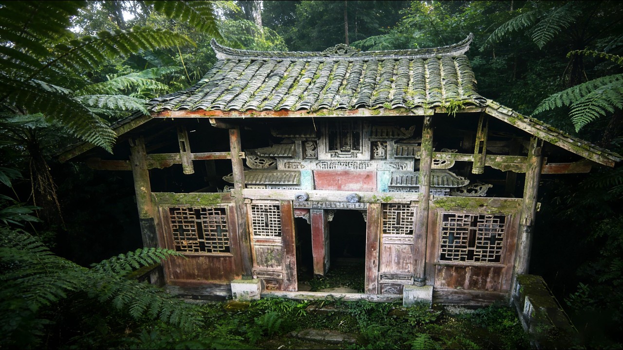 四川深山驚現四合院和古墓建在一起，人墳同屋上百年日夜相伴，實屬罕見，看完讓人大開眼界
