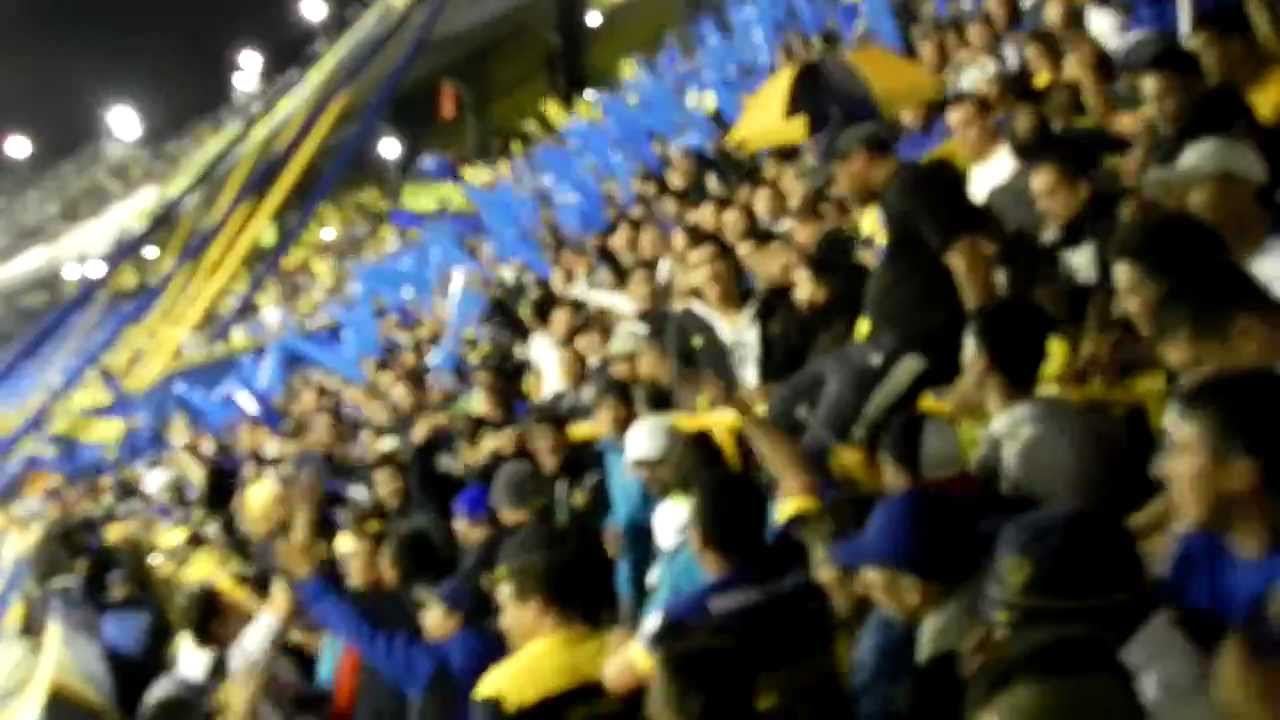 ENTRADA DE LOS BOMBOS - JUGADOR NRO 12 !!! FINAL COPA LIBERTADORES IDA !!!27/06/2012 ( H D )