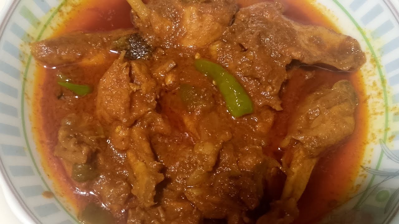 রমজানের সেহরির জন্য কক মুরগি হাতে মাখিয়ে ঝাল ঝাল রেসিপি।