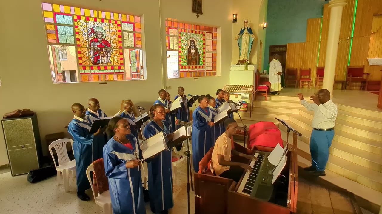 Omwoyo ggwange gugulumiza Omukama | Magnificat Fr. Joseph Nnamukangula | St. Charles Lwanga, Ntinda