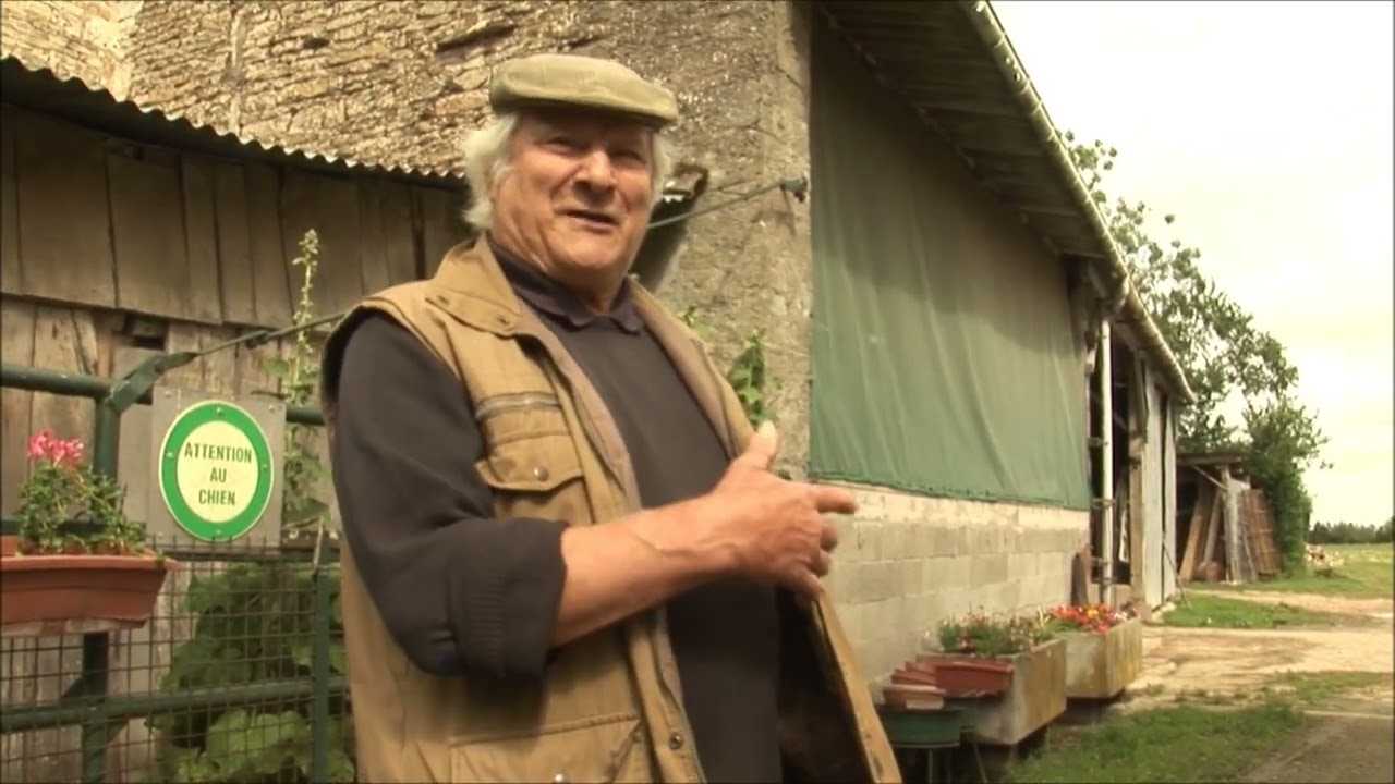 Laitier dans une laiterie coopérative, collection 