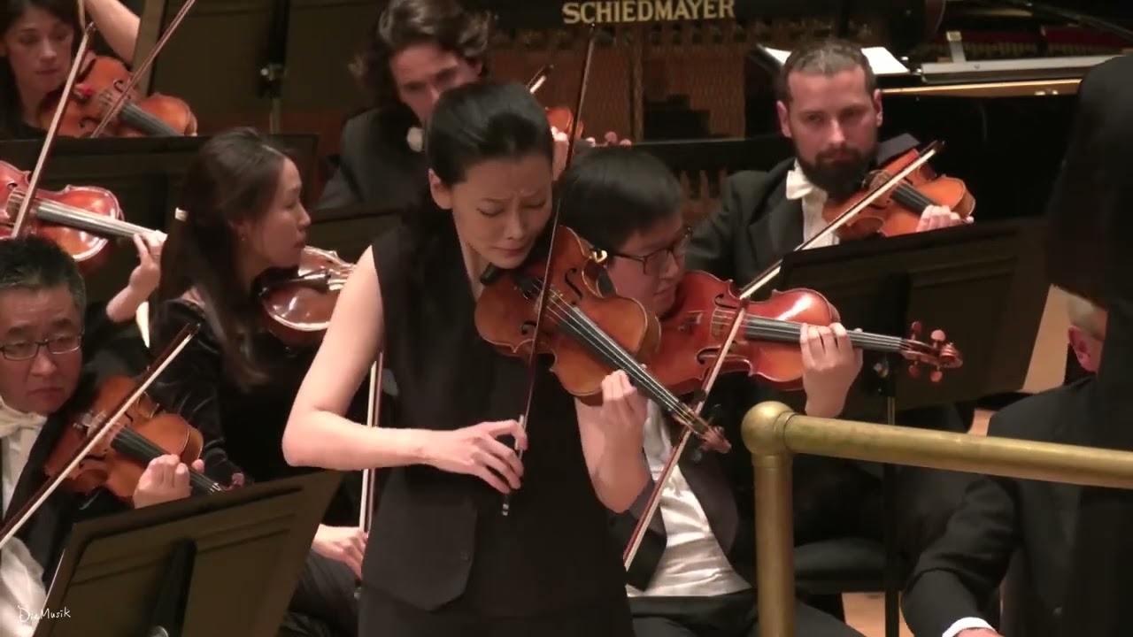 Clara-Jumi Kang: Korngold, Violin Concerto in D Major, Op. 35
