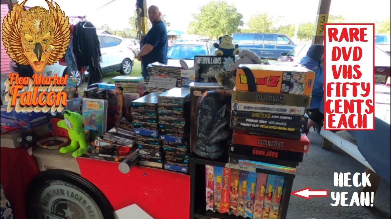 Редкие аниме и ужасы на VHS и DVD на блошином рынке