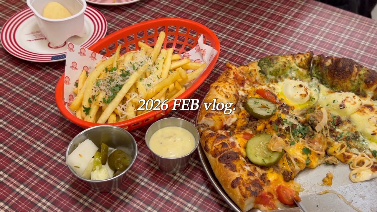 vlog. 직장인 브이로그. 설연휴. 피짜 먹고 지적허영심 채우는 금요일. 중고책 팔기. 만석닭강정.