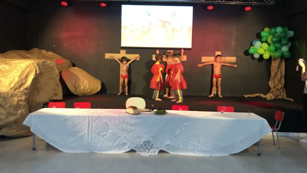 Teatro: A Paixão de Cristo - Jardim II B