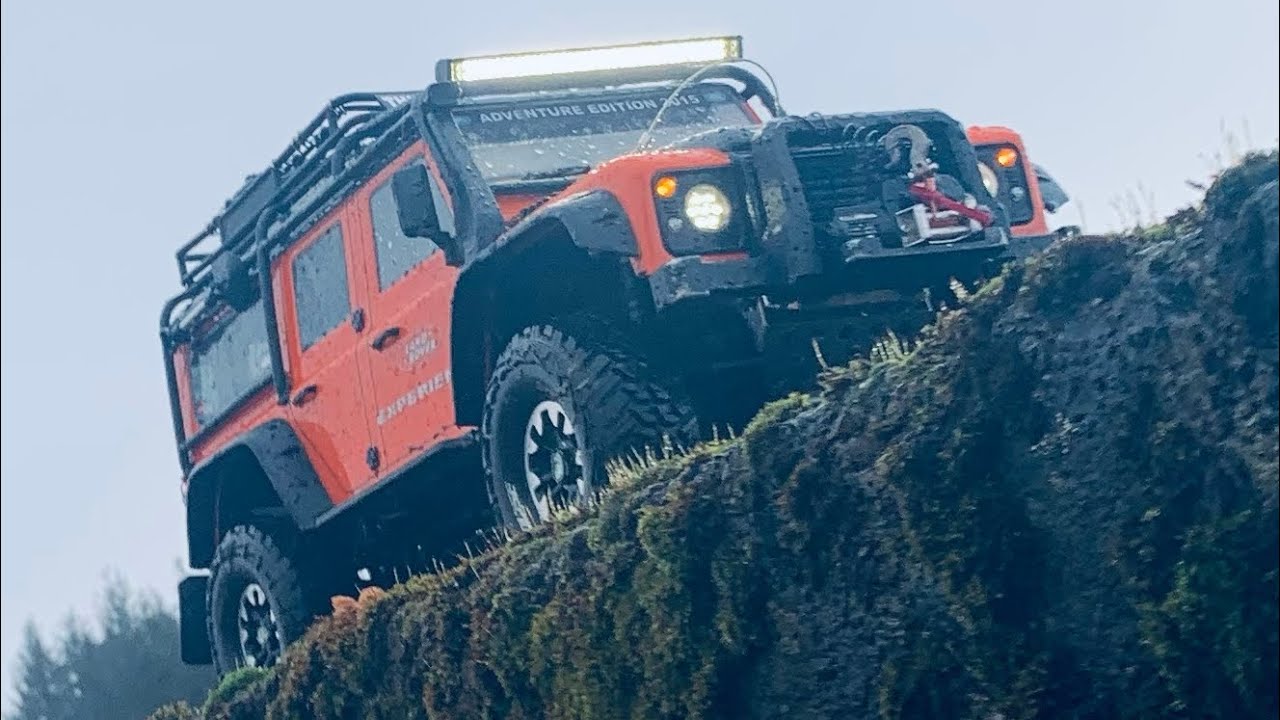 Traxxas TRX4 Defender Adventure Edition Highland Adventure