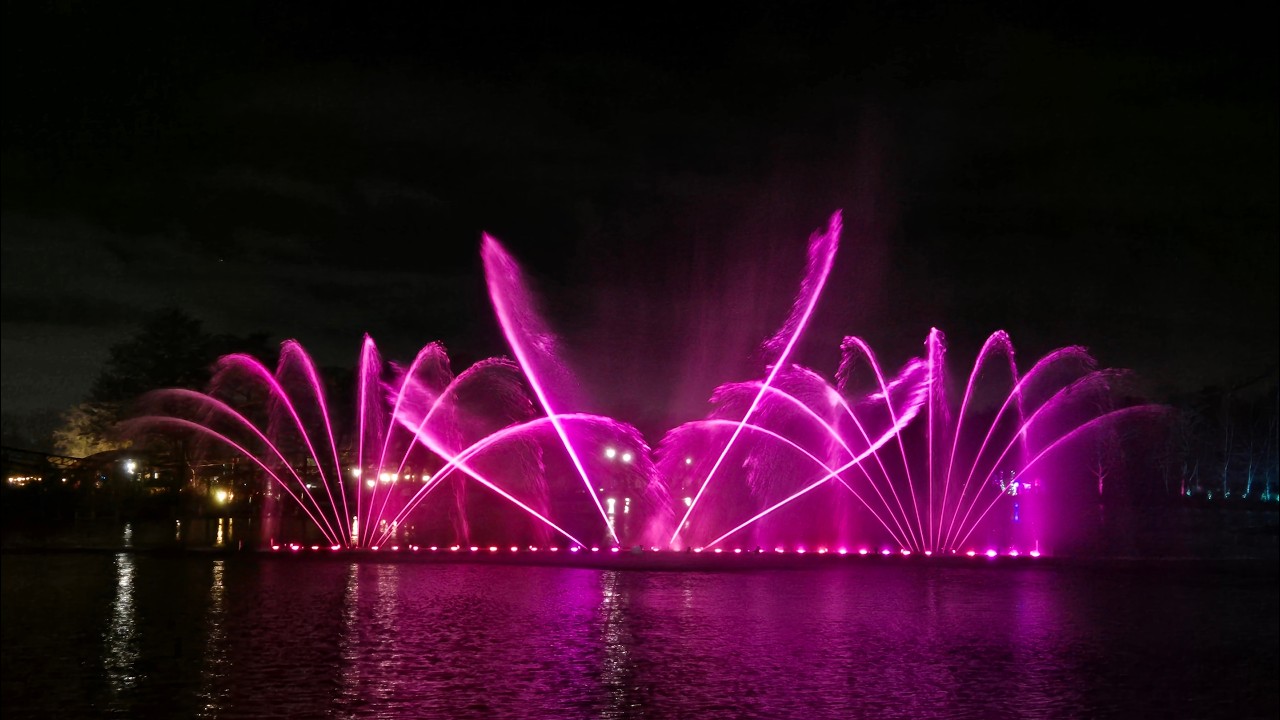 A Christmas Miracle on the Lake At Drayton Manor 2025