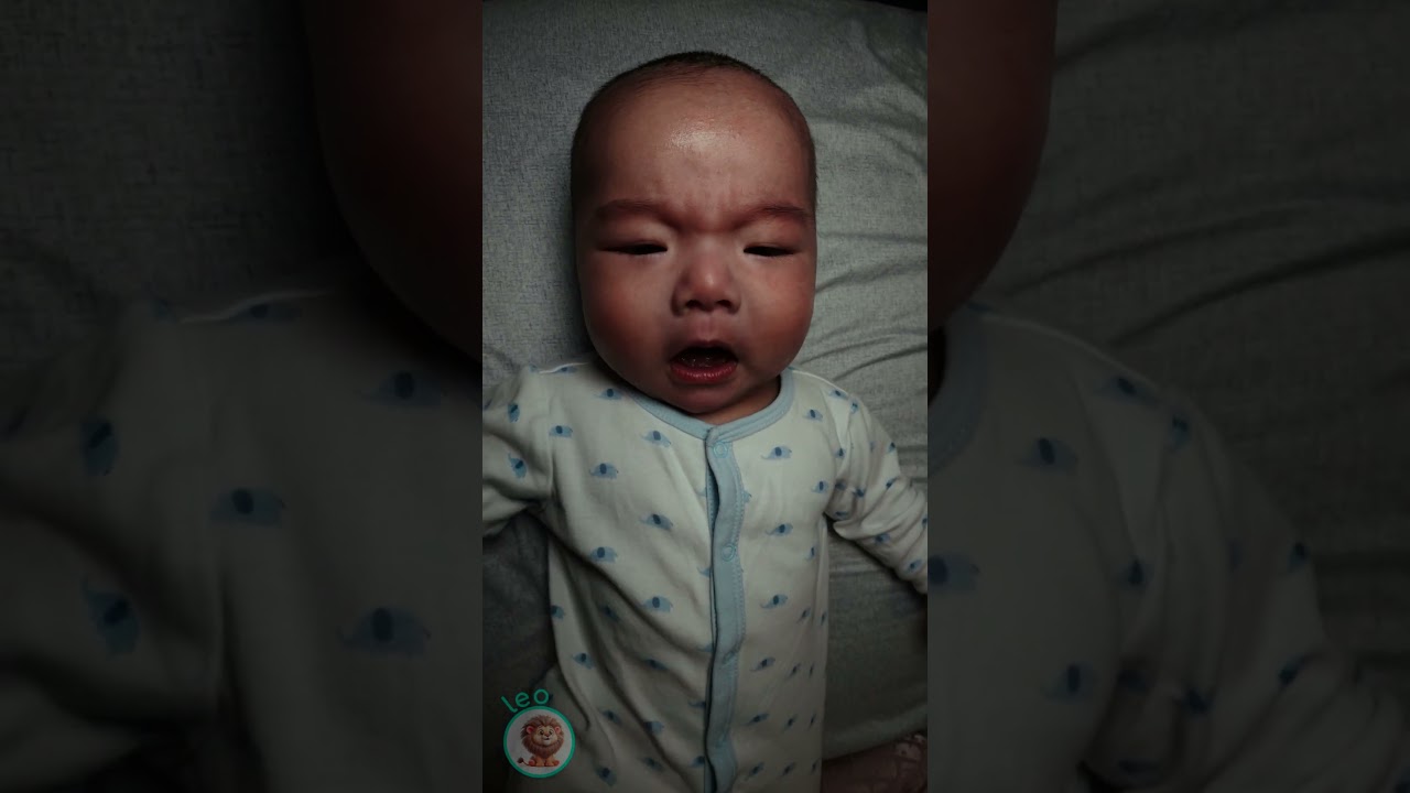 Leo&rsquo;s in PJs, mom&rsquo;s dressing him for bed&hellip; but he&rsquo;s wailing like, &ldquo;Feed me first!&rdquo; #babyboy #babycute