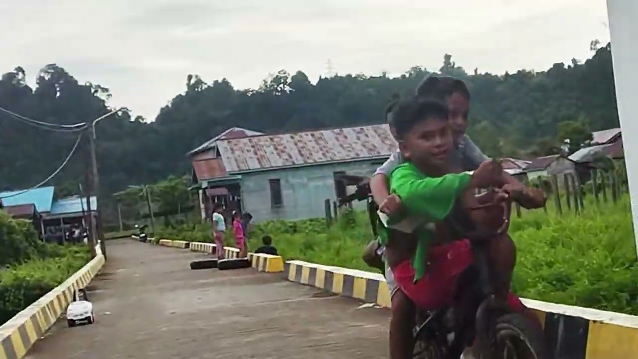 Kampung Kalimantan di atas rawa dan sungai Tanjung Rumbia Kab Bulungan Kalimantan Utara