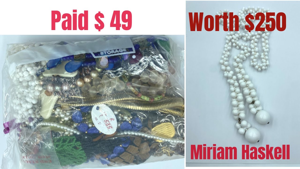 Great Jewelry Bag Miriam Haskell Bakelite , vintage jewelry inside