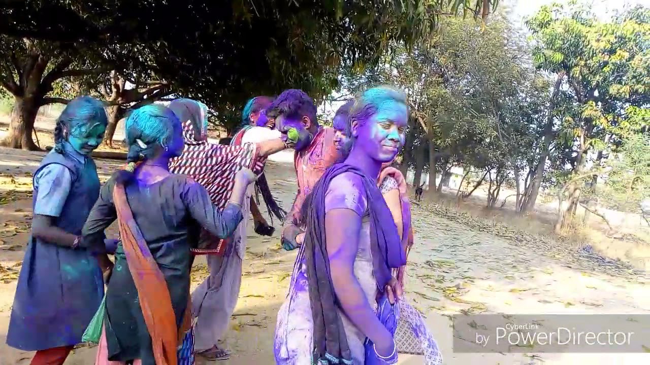 Female Holi videos