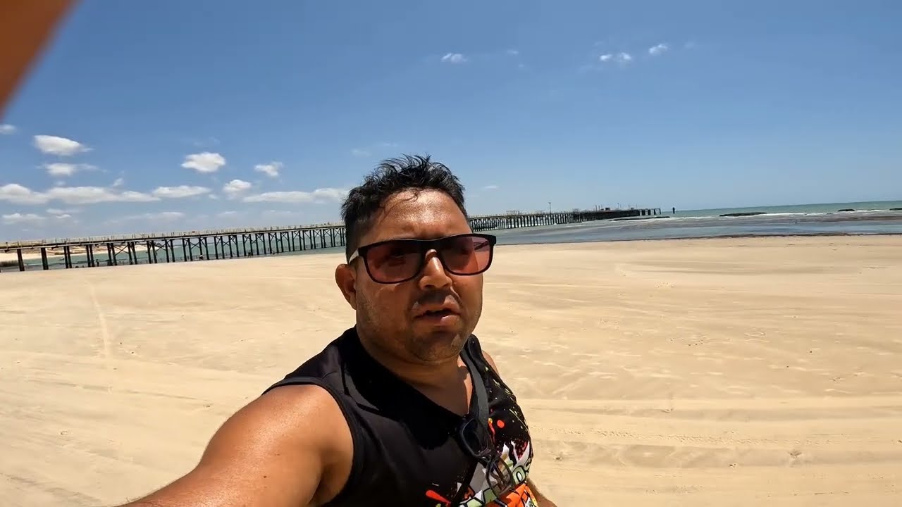 PRAIA DA PEDRA RACHANDA PARACURU CEARÁ