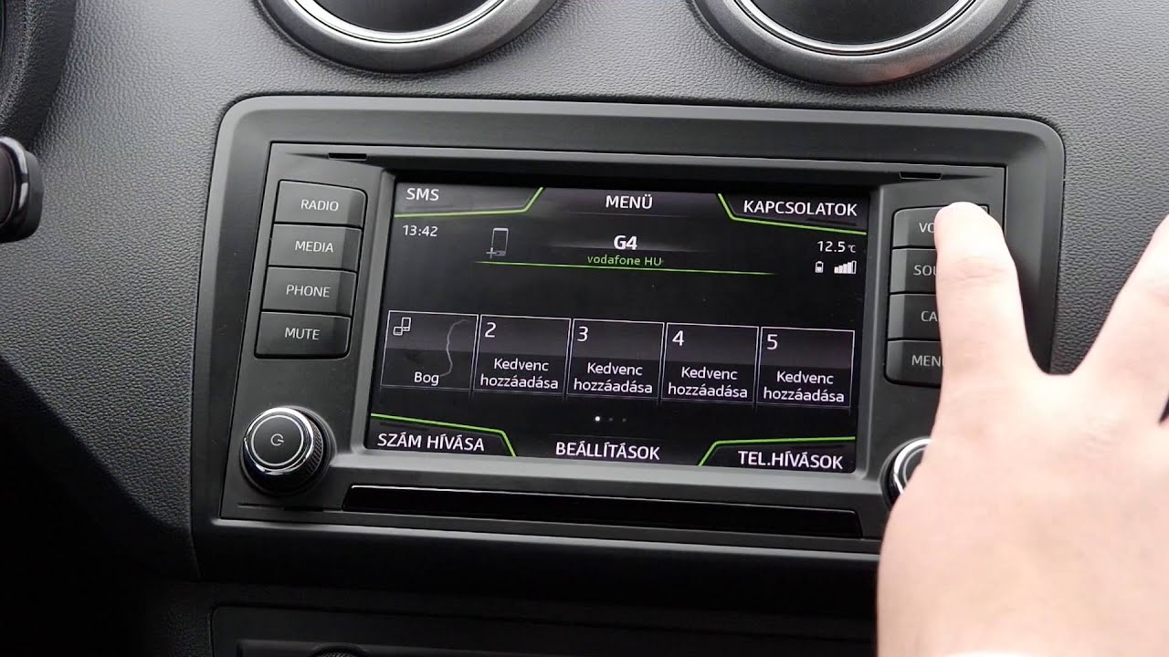 SEAT Ibiza 2016 infotainment: Bluetooth, menus