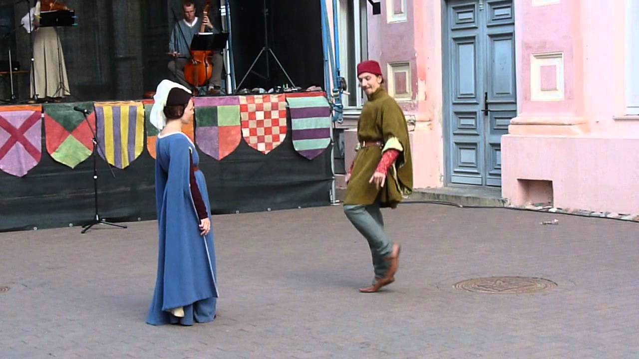 Saltatriculi - Tourdion
