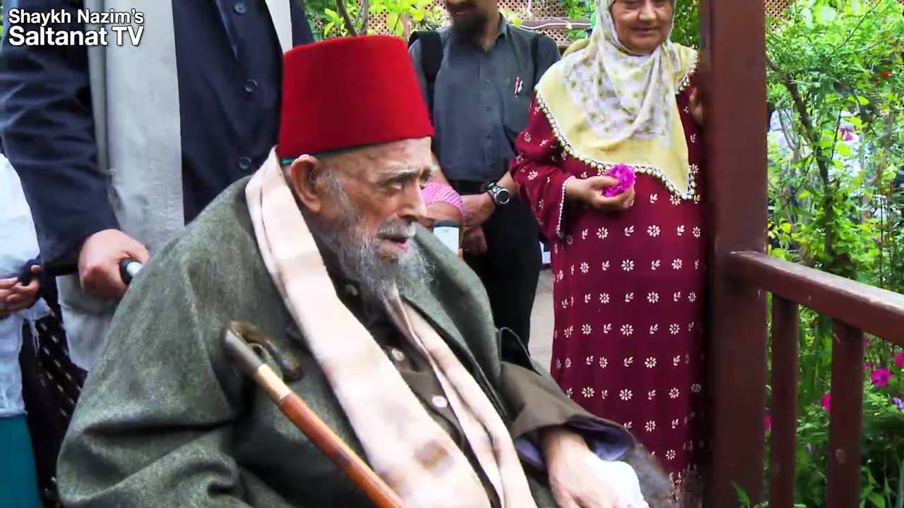 A Walk with Mawlana - تمشية مع مولانا - Şeyh Efendi ile Yürüyüş