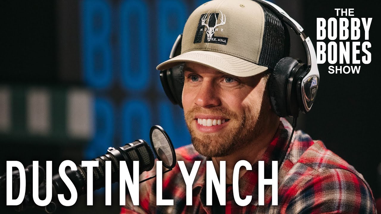 Dustin Lynch Says That Girls Slide Into His DMs All The Time
