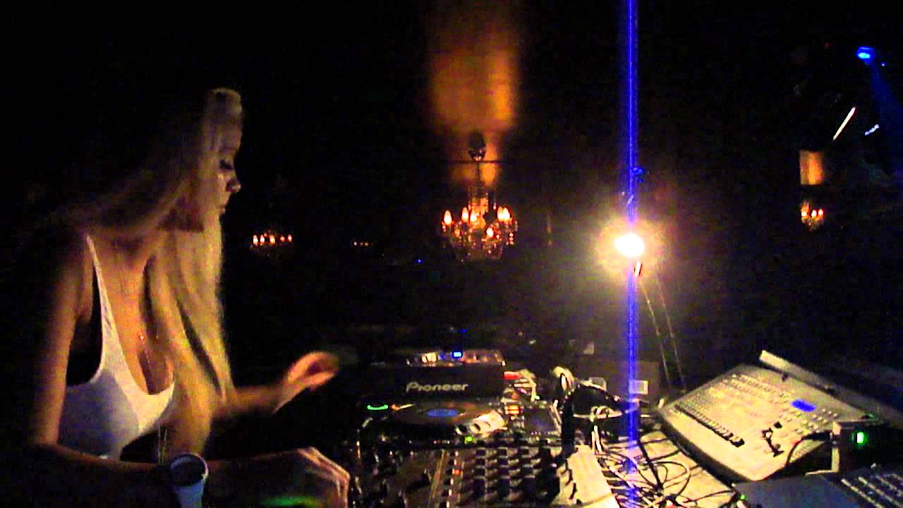 Dj Metzker Viktoria @ Club Boa, Krk Croatia 5.8.11.