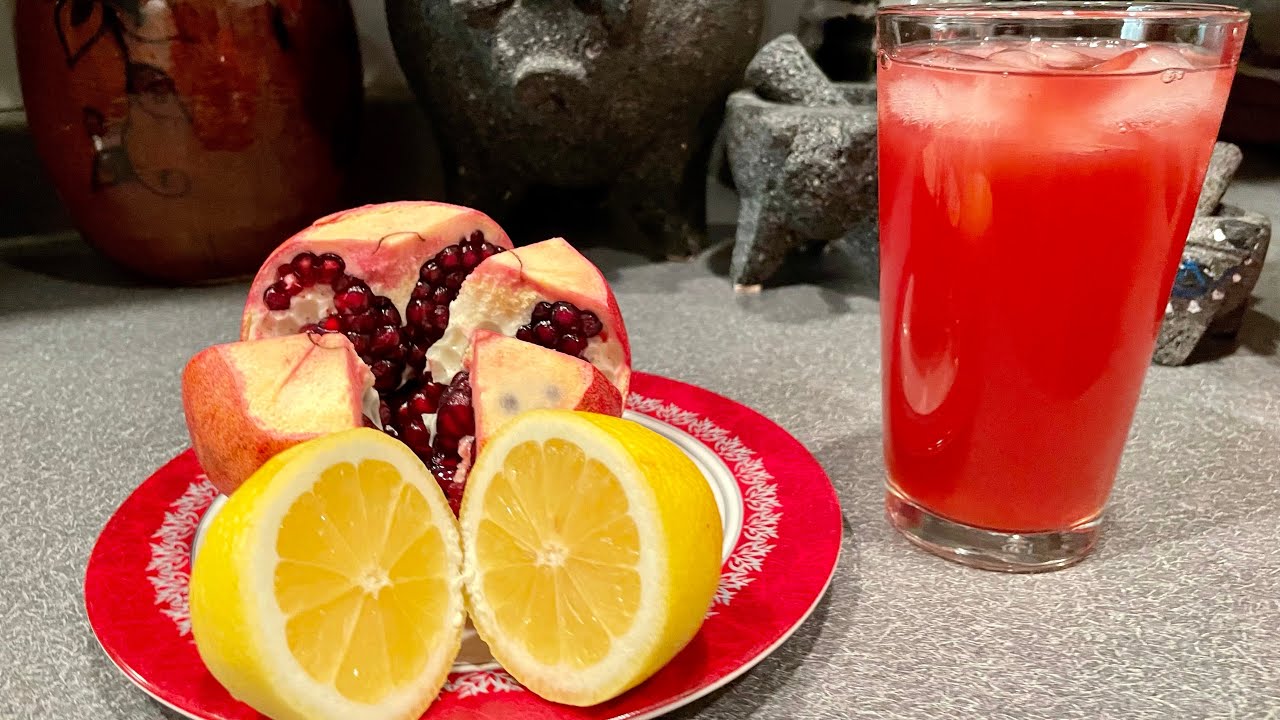 Como Preparar una RIQUISIMA Y SALUDABLE Agua Fresca de Granada y Limon !!! (FACIL Y RAPIDO)