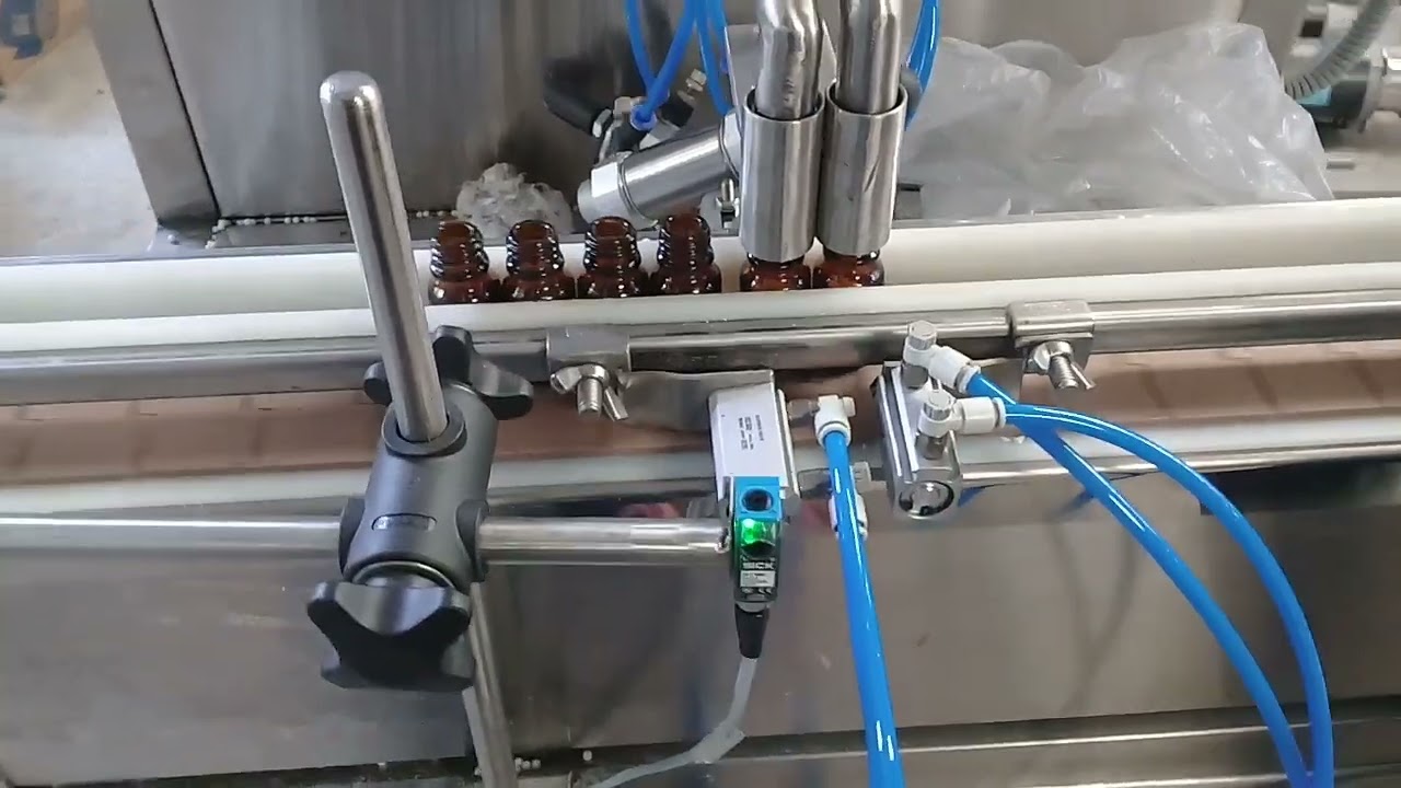 Llenadora de frascos peque&ntilde;os
