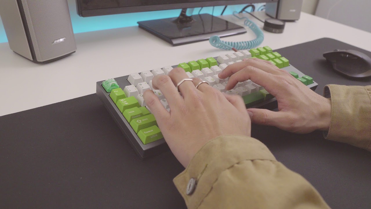 LZ CLS with lubed 62g Retooled Cherry MX Blacks Typing Sounds