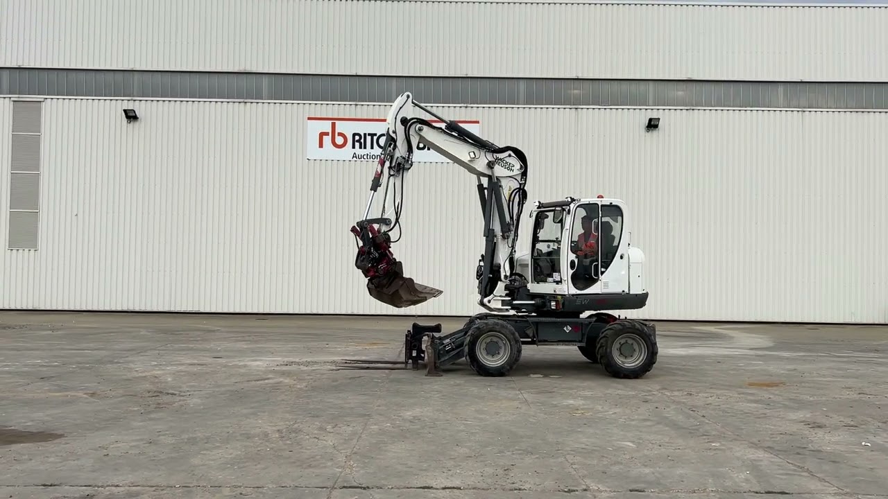 2015 Wacker Neuson EW100 4x4x4 Mobile Excavator I St Aubin, France Auction - 27 & 28 September