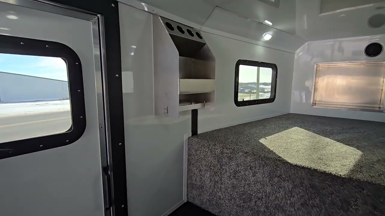 Logan Coach 35' Great Lakes Edition 