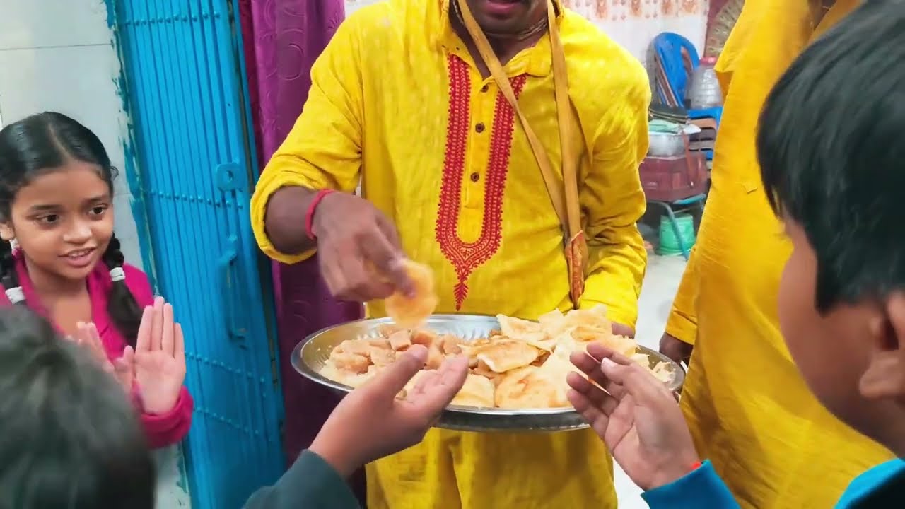 হালকা হালকা ঠান্ডা তার সাথে গরম গরম খিচুড়ি#viralshort #love #vlog #sadcoversong 🤤🤤🤷🤷♥️❤️
