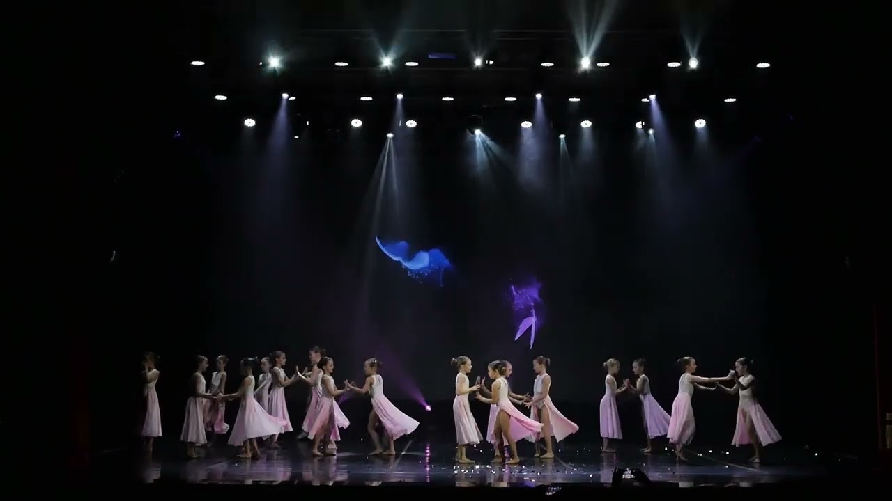 Амели. Школа танцев La Ballerine.