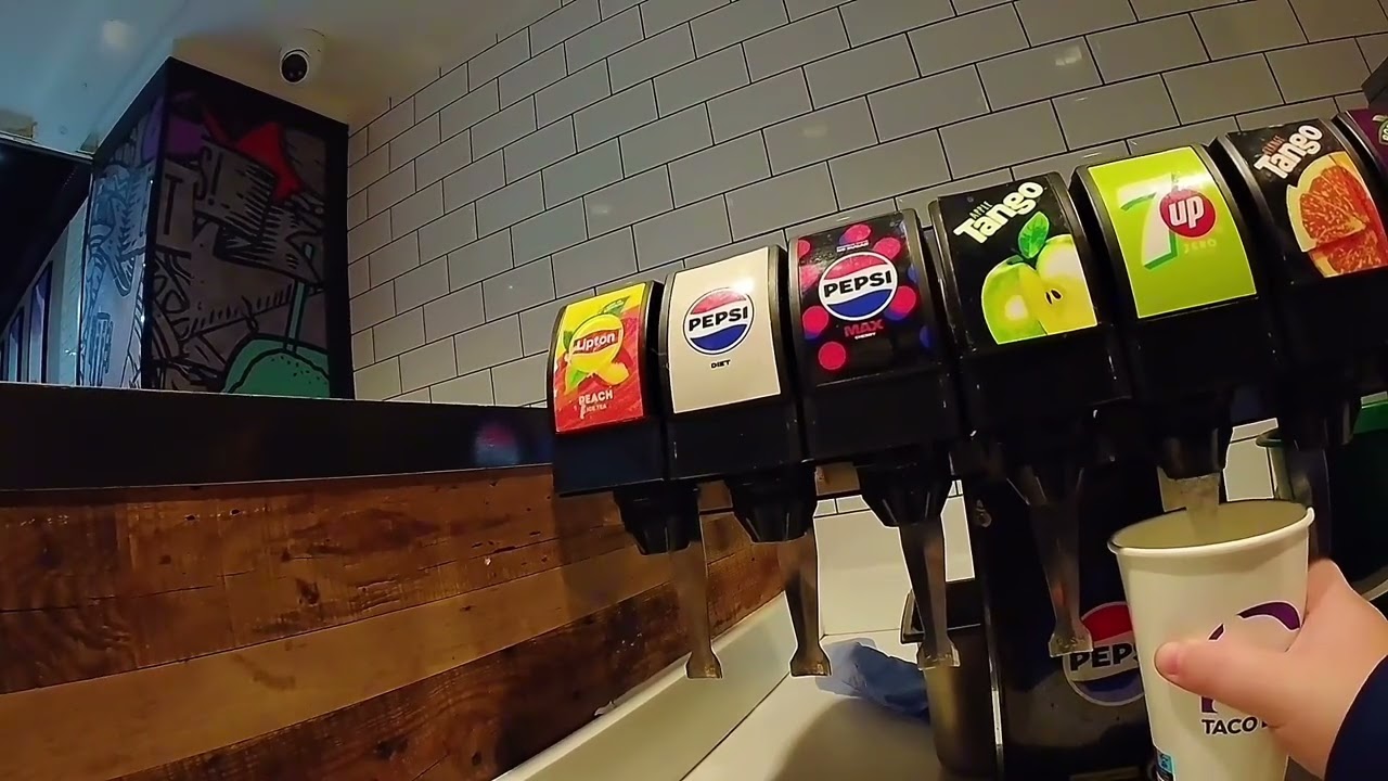 KFC made me wait for an order that was ready… Uber Eats and Deliveroo driver POV