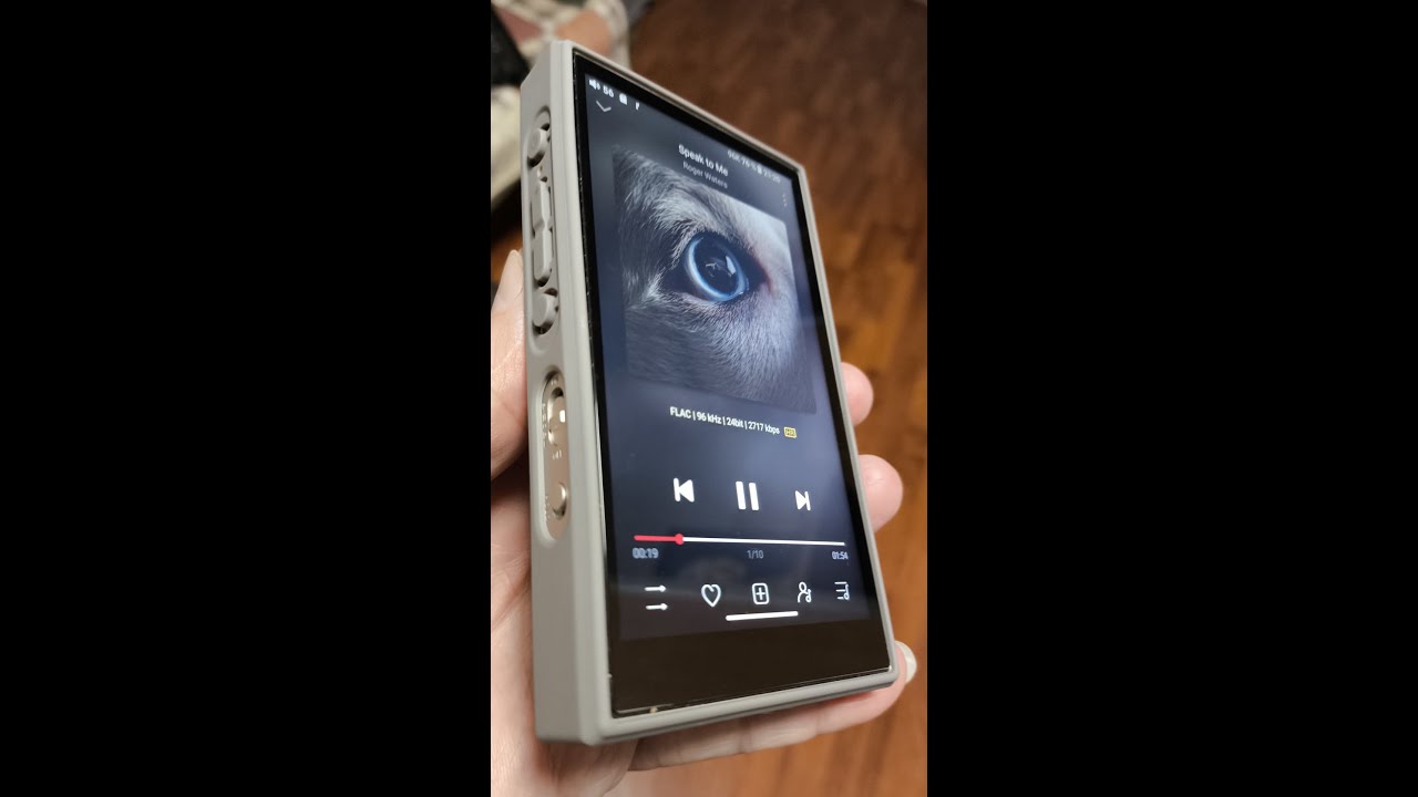 Fiio M21. Получил на почте и быстренько вскрыл.