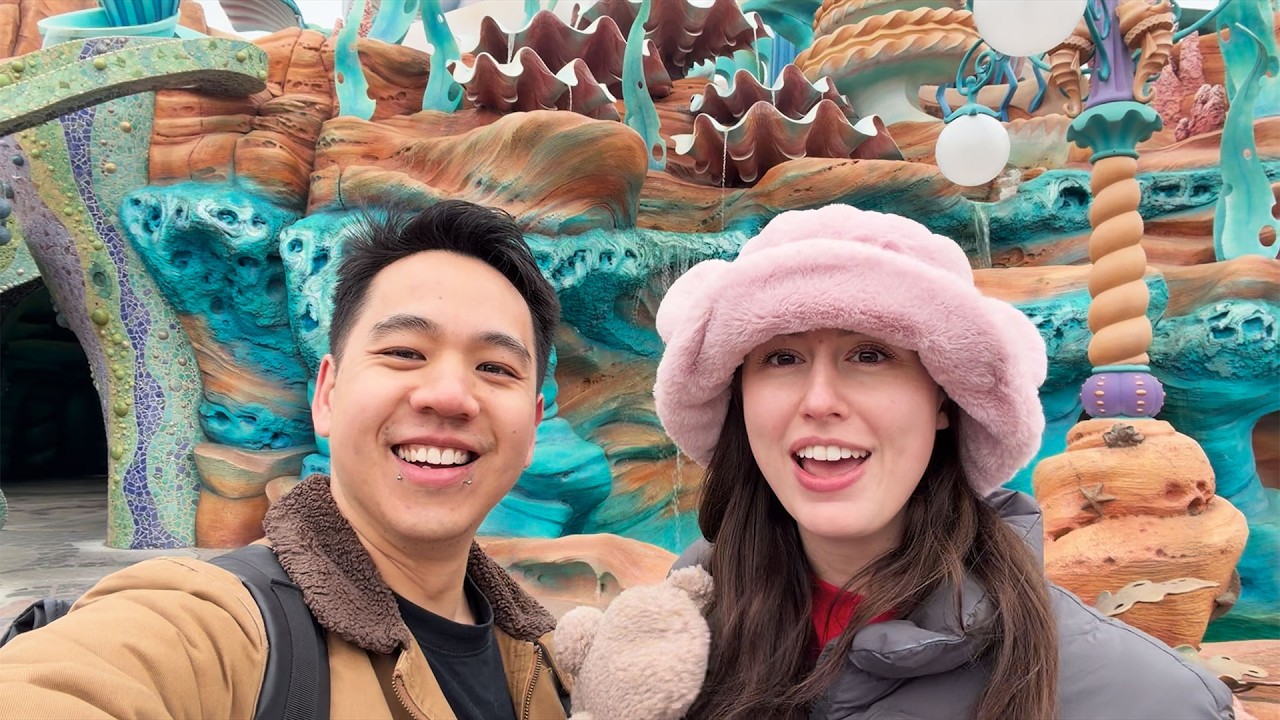 WE LOVE GREEN ALIEN BALLS!!! (TOKYO DISNEYSEA VLOG)