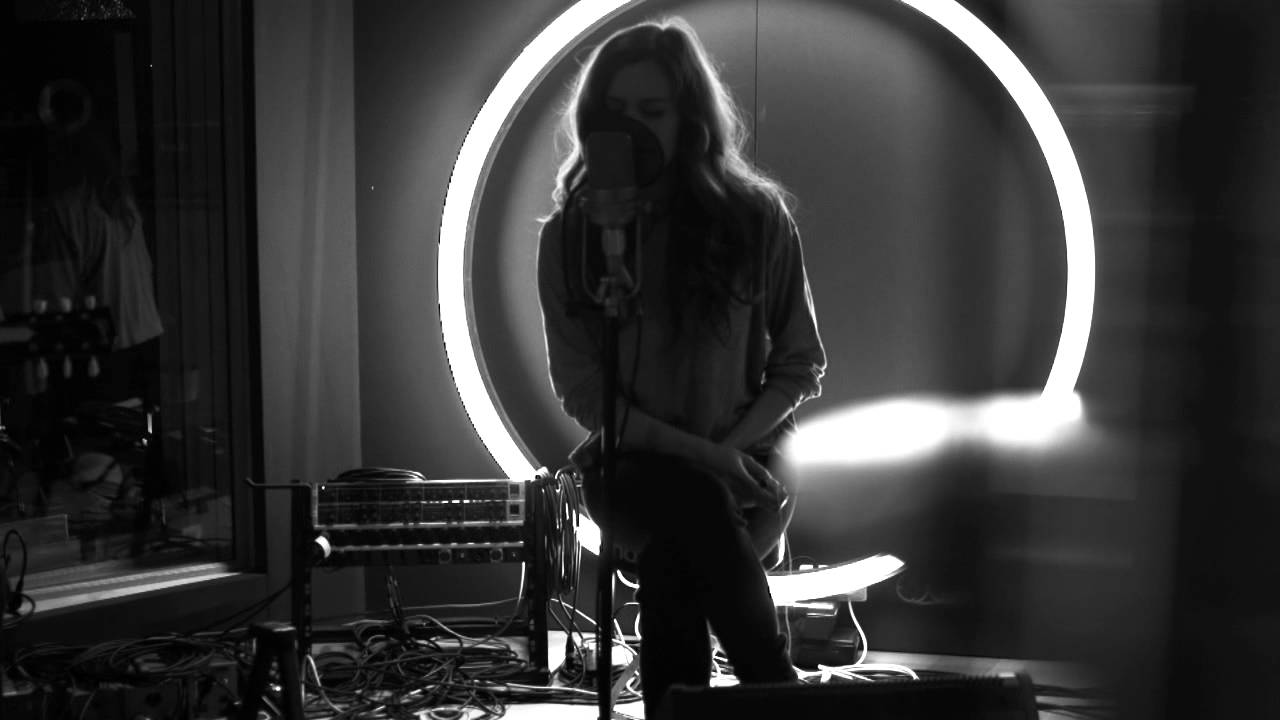 SAINT LU - CRAVING - LIVE AT FREUDENHAUS STUDIO