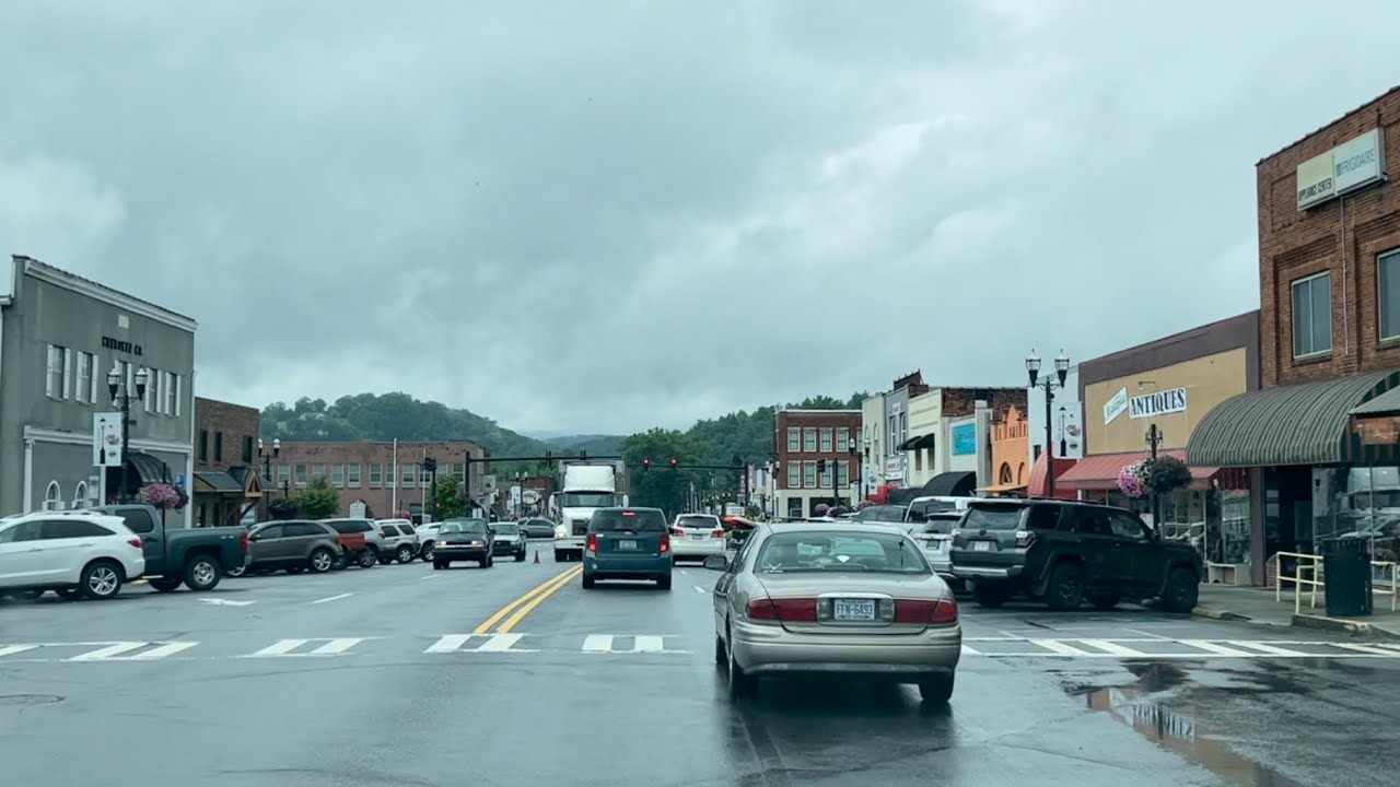 Murphy, North Carolina 😎 Small Town In The Great Smokey Mountains Has Good Life
