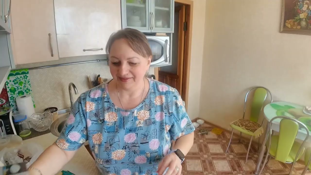 Напекла блинов / Поменяли лампочки / Отмечаем праздник