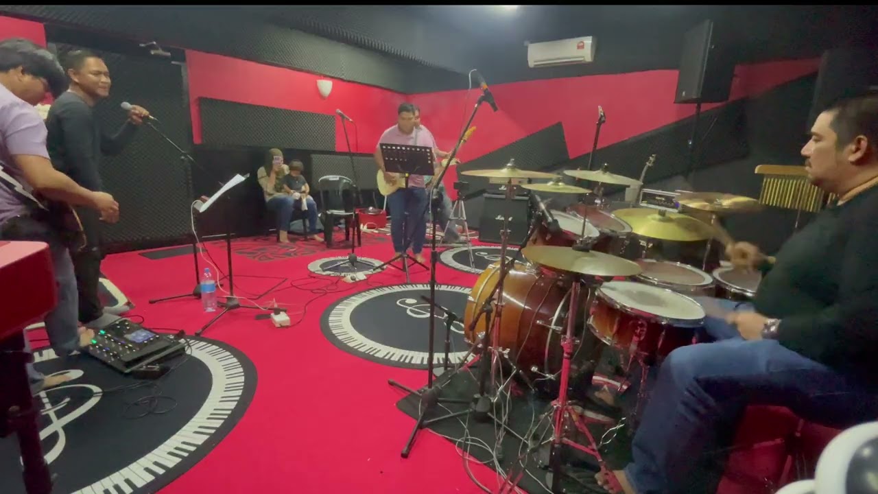 Peronda Jaket Biru - Wings (Cover by RadioGlitch)