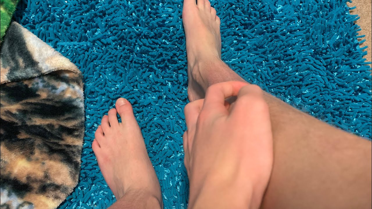 ASMR Aggressive Skin Scratching (legs)