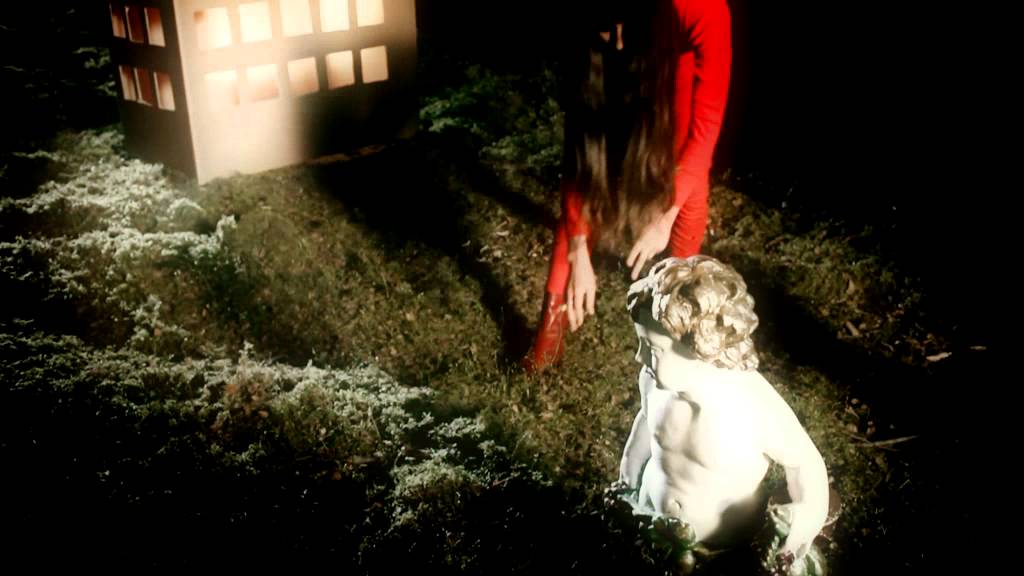 POLLYESTER - CONCIERGE D&acute;AMOUR ( SHORT VERSION).mov