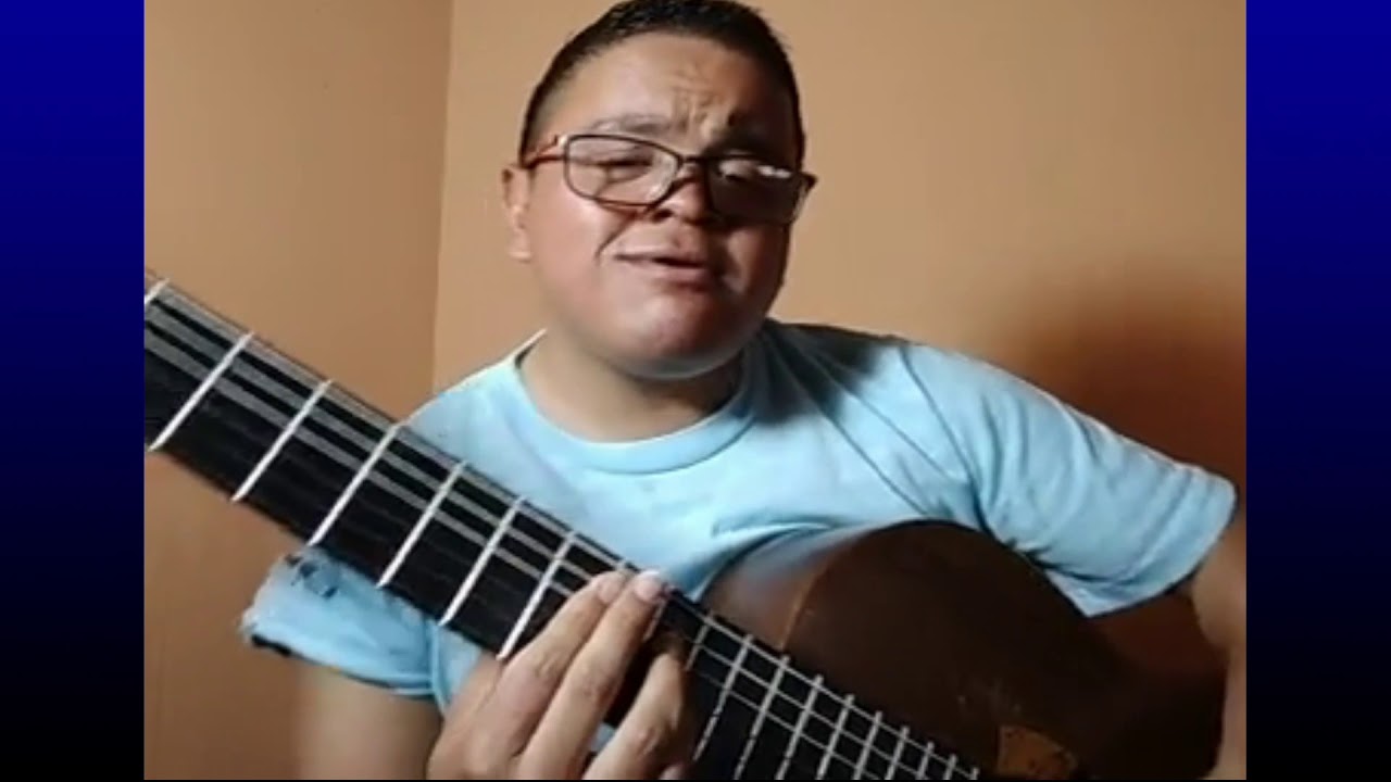 TALENTO PURO: JULIO SILPITUCLA GUITARRISTA.