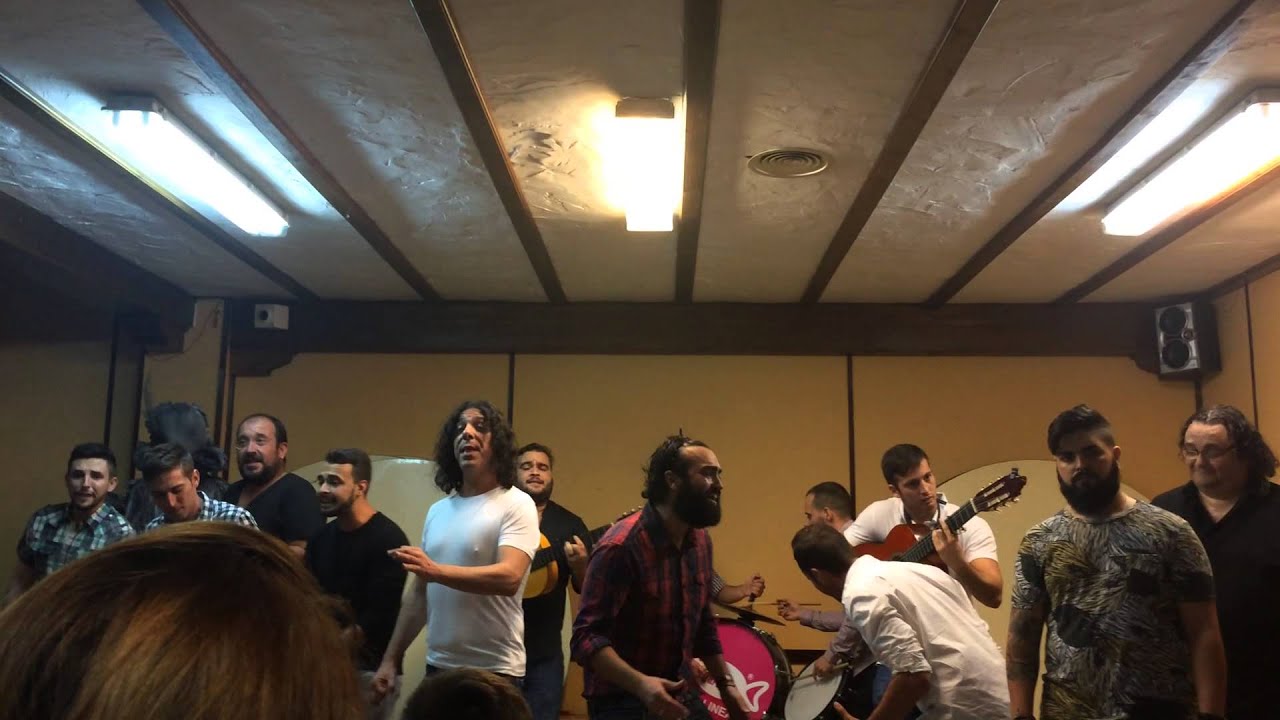 Los comparsistas se la dan de artistas - Presentación. La Caravana, Antología Juan Carlos Aragon