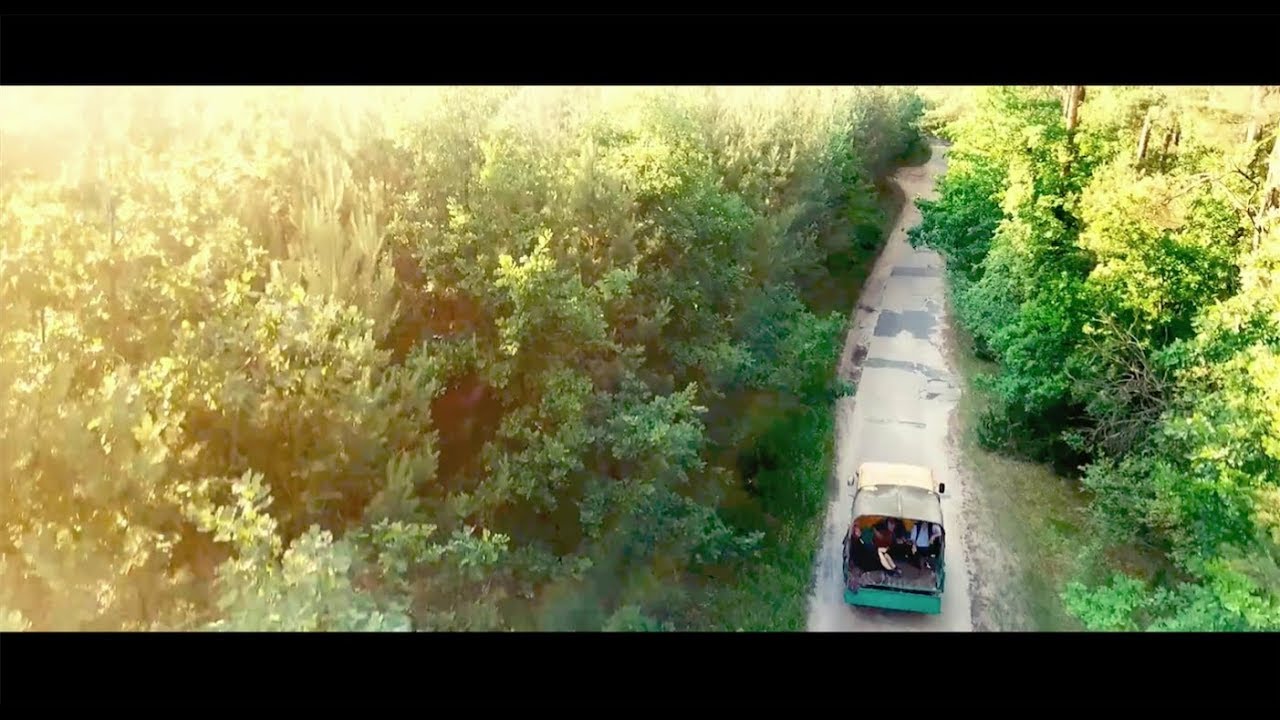 SOSNOWSKI - GŁOWĄ W DÓŁ