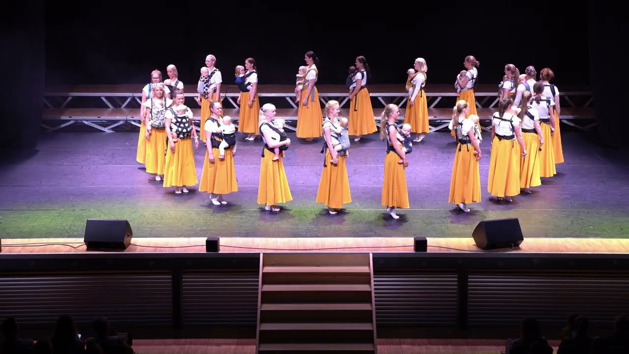MomDance 