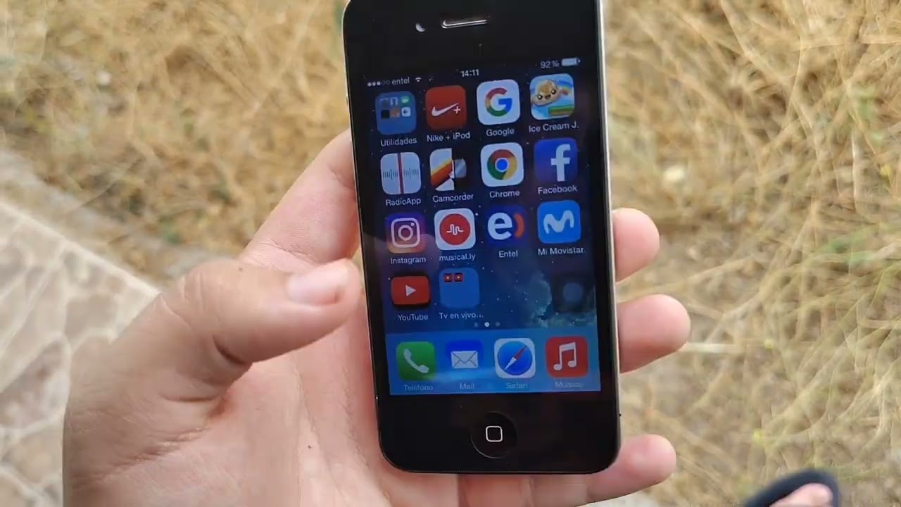iPhone 4 - ¿Se puede usar en 2026? | BrunoElFanDeYoutube Estudios